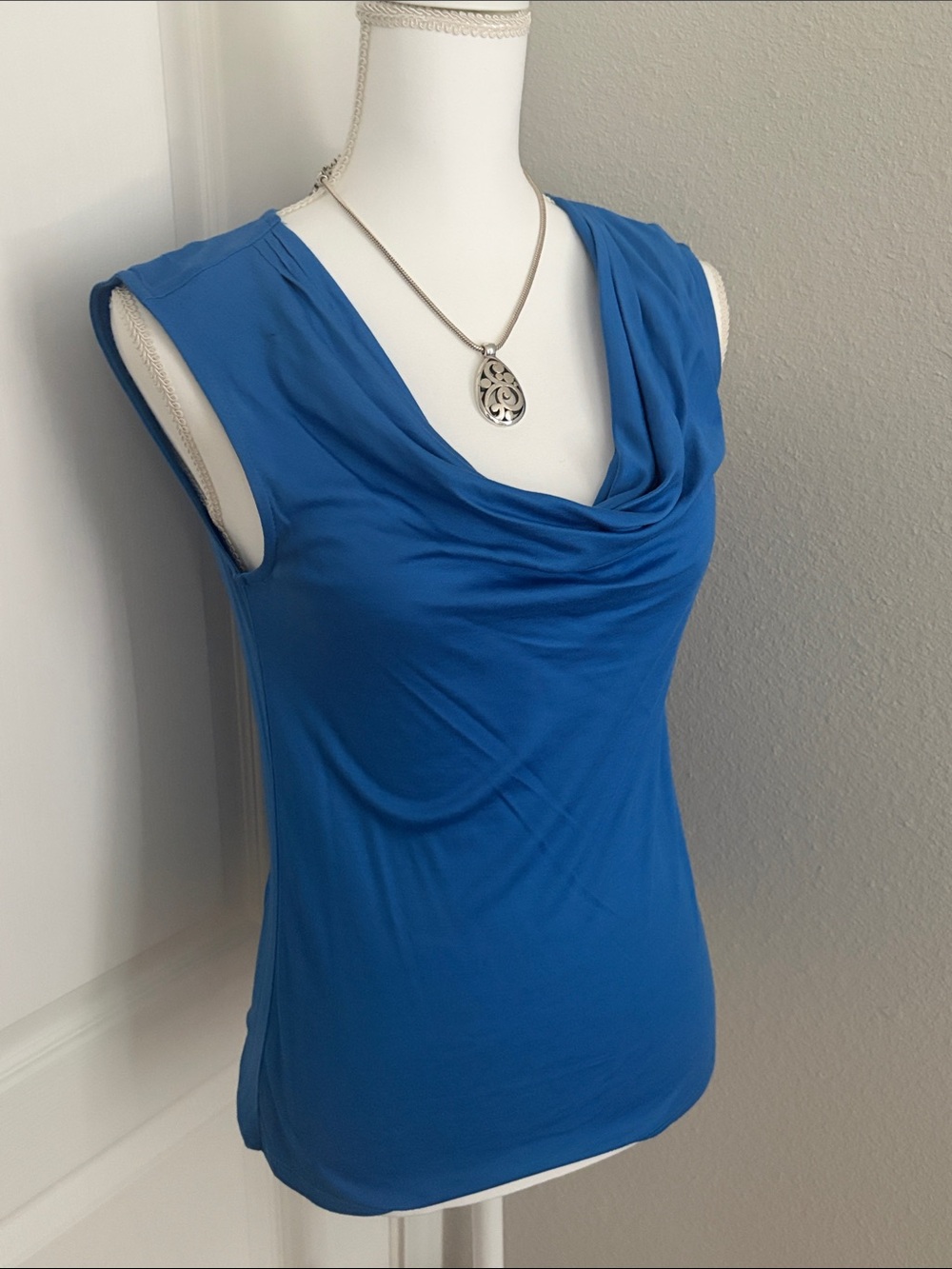 White House Black Market Royal Blue Sleeveless Tank Top